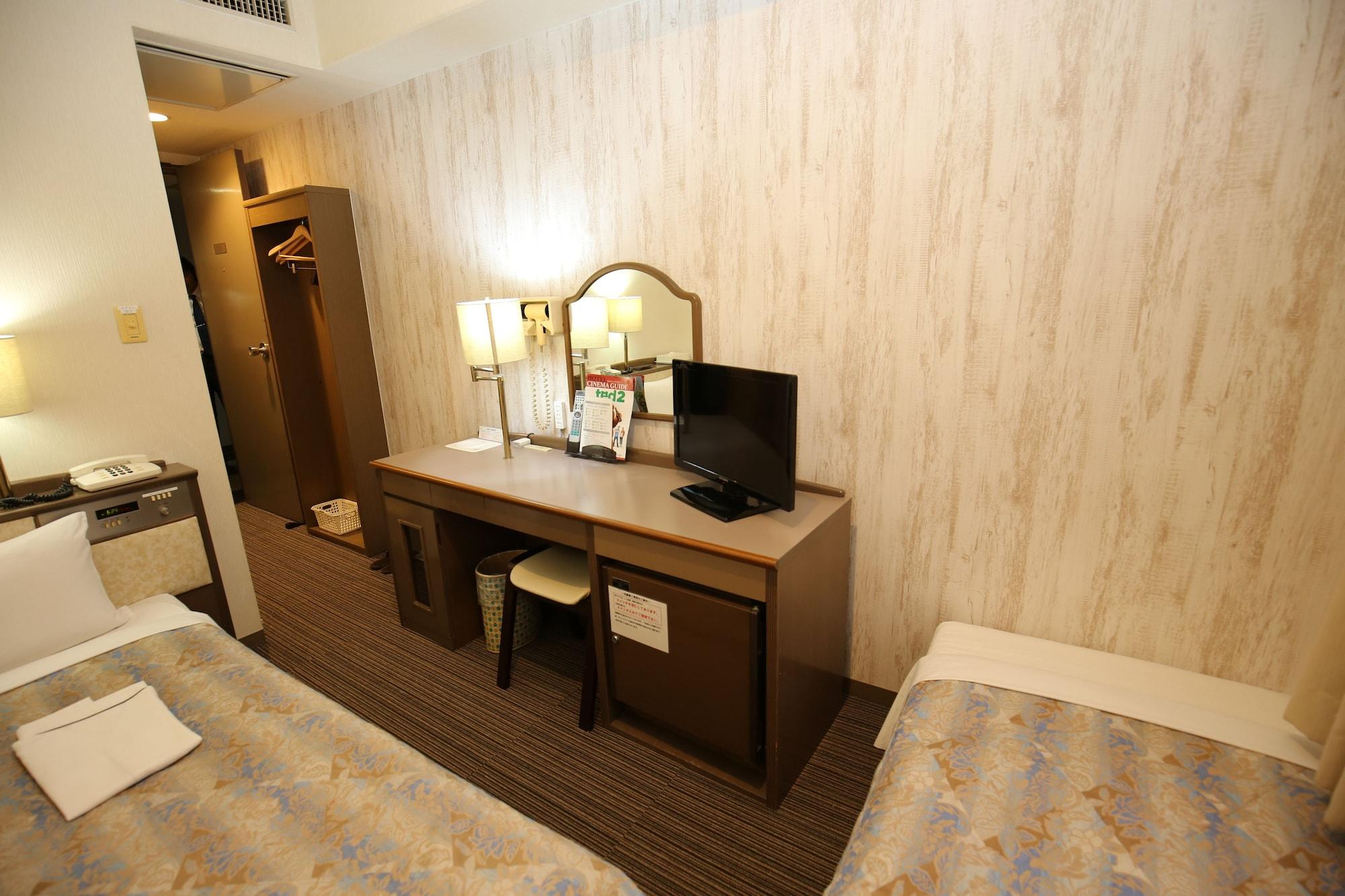 Apoa Hotel Yokkaichi Exterior photo